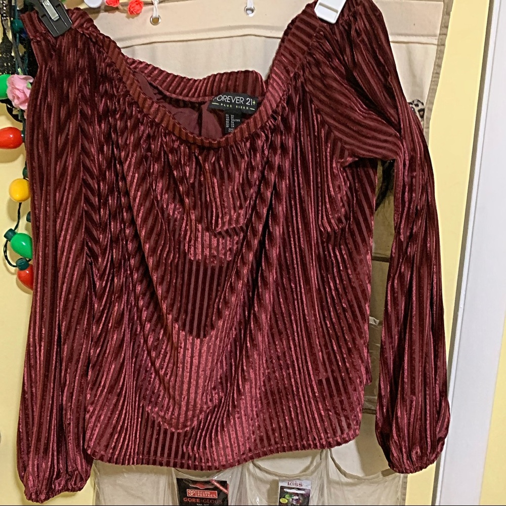 3/$15 Forever21 Off-the-Shoulder Burgundy Top!